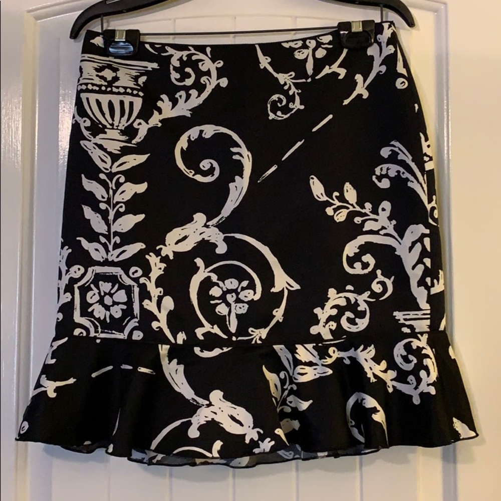 White House Black Market Skirt